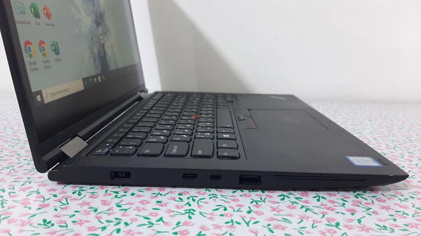 Lenovo Yoga X380 Touchلابتوب أنيق وعملي يواكب احتياجاتك اليومية والمهنية كوراي 5 جيل 8 Image 3 Preview