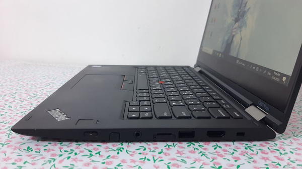 Lenovo Yoga X380 Touchلابتوب أنيق وعملي يواكب احتياجاتك اليومية والمهنية كوراي 5 جيل 8 Image 5 Preview