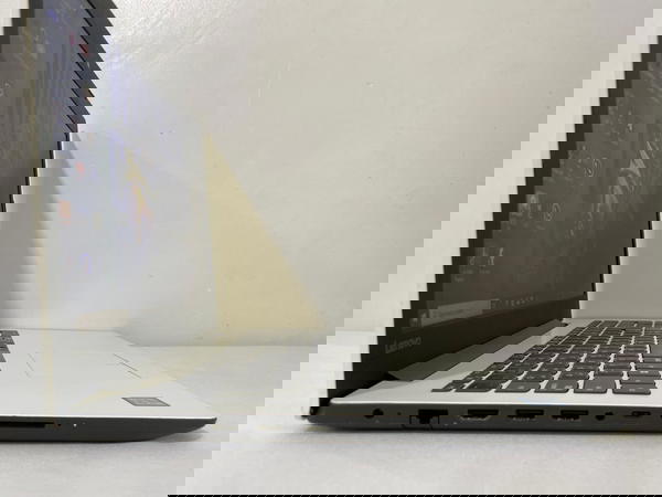 Lenovo IdeaPad 330لابتوب مثالي للطلاب والموظفين والأعمال الخفيفة كوراي 3 الجيل 6 Image 3 Preview