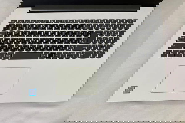 Lenovo IdeaPad 330لابتوب مثالي للطلاب والموظفين والأعمال الخفيفة كوراي 3 الجيل 6 Image 9 Preview