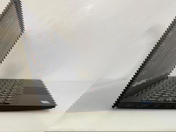 Lenovo Thinkpad E580لابتوب مثالي للدوام والدراسة والأعمال المكتبية كوراي3 الجيل الثامن. Image 5 Preview