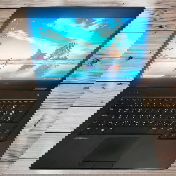 لابتوب  Dell Latitude 5440 يتميز بمواصفات مناسبة، تصميم أنيق، في أداء المهام اليومية للدراسة والاعمال والاوفس Image 1 Preview