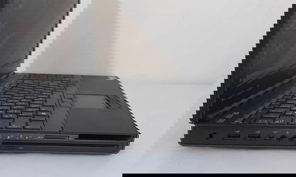 لابتوب Dell Precision M4700 معالج كوراي 7 - الجيل الثالث سفن بكرتين شاشة داخلي وخارجي Image 3 Preview