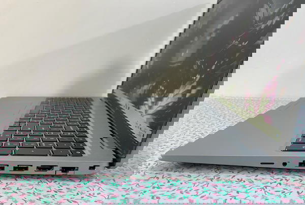 لابتوب HP  ZBook Studio G5للمحترفين والمصممين والمطورين من الجيل 8 فئة H القوية Image 6 Preview