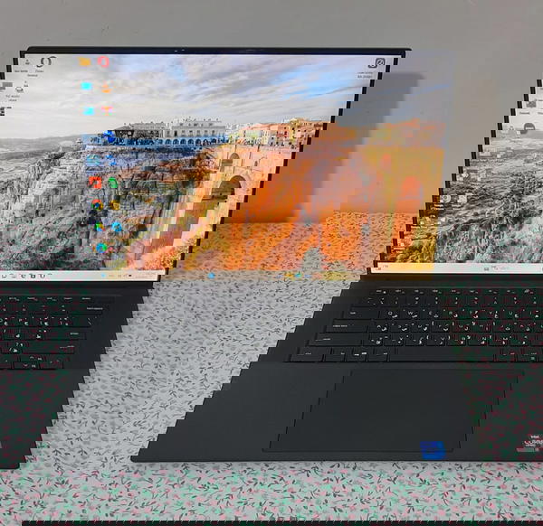 لابتوب دل برزشن 5560 Image 1 Preview
