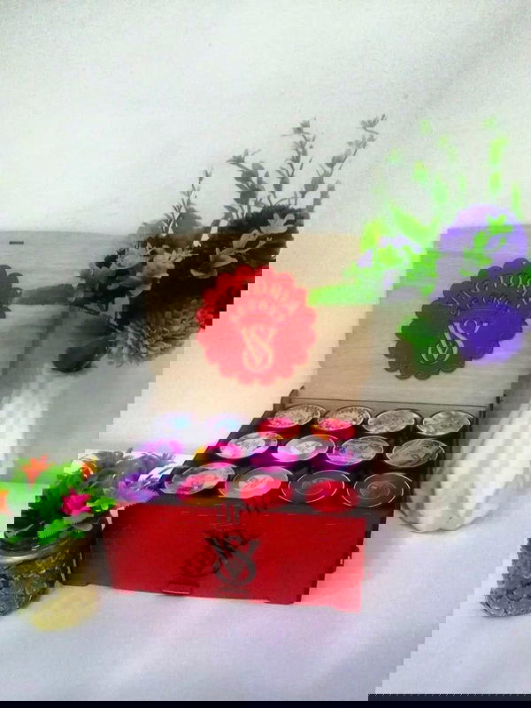مخمريه فيكتوريا سيكرت Image 1 Preview