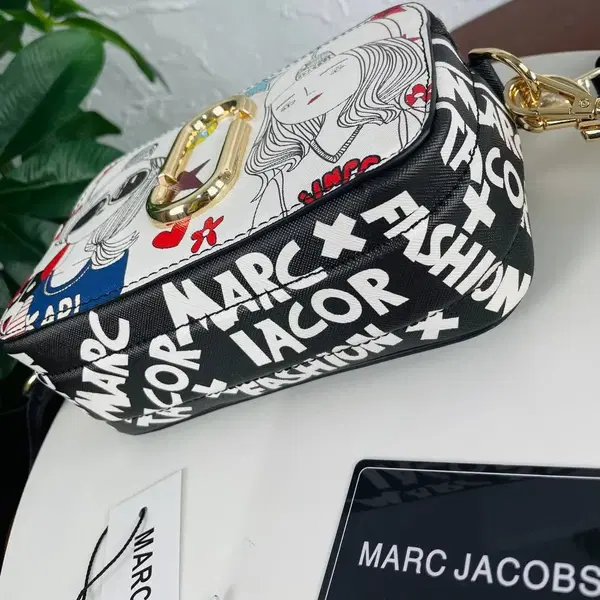 Marc Jacobs  Image 2 Preview