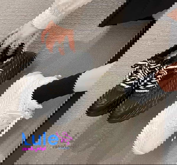 بوت سبور عالي لصبايا Image 1 Preview
