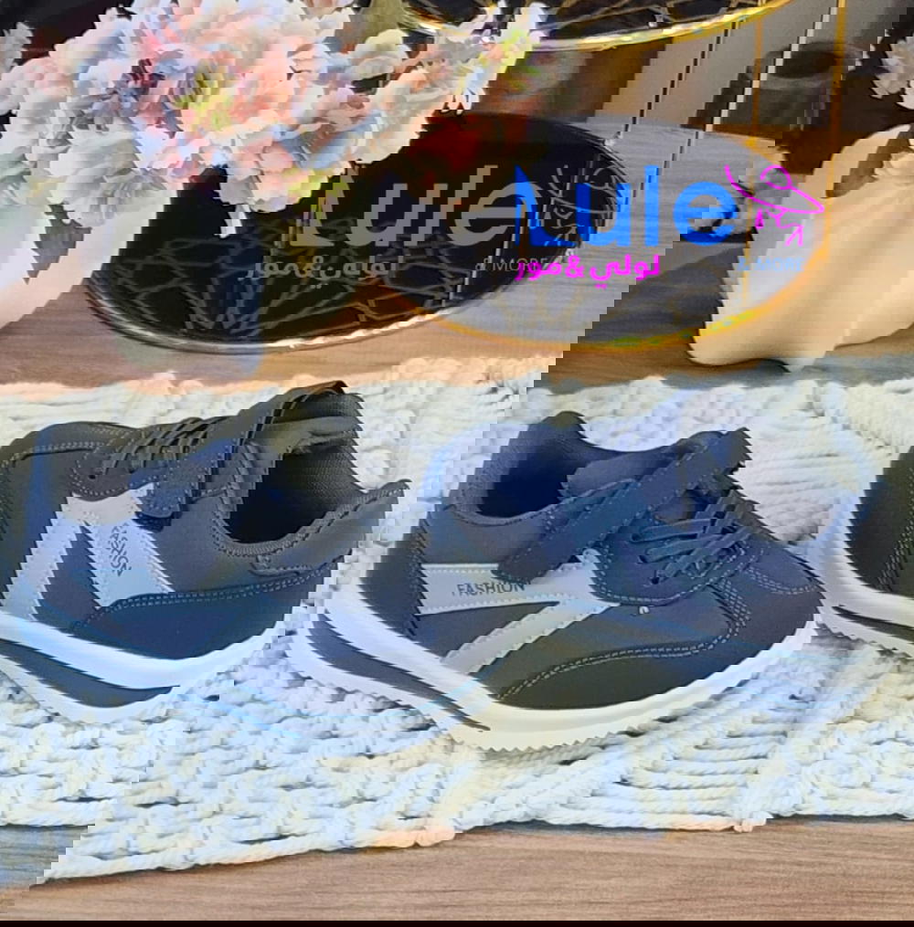 بوت ولادي بعده الوان طبي Preview Image