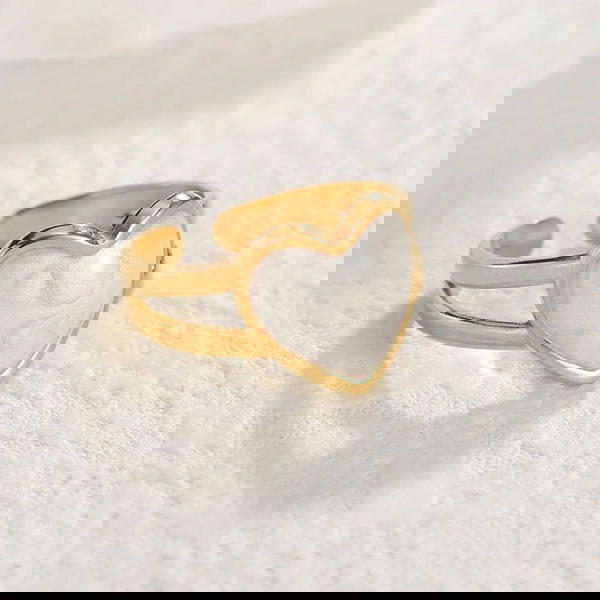  white rings (R13) Image 1 Preview