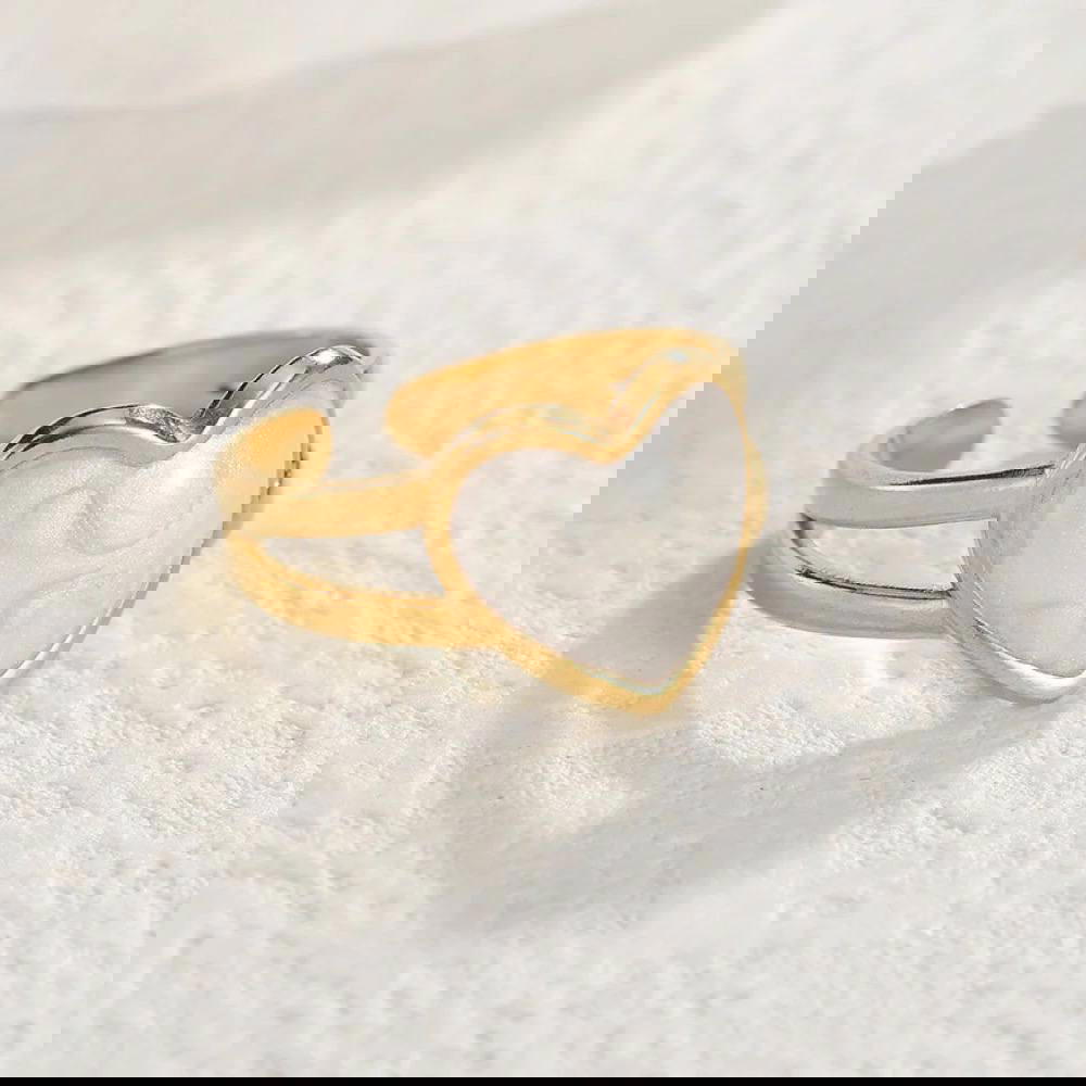 white rings (R13) Preview Image