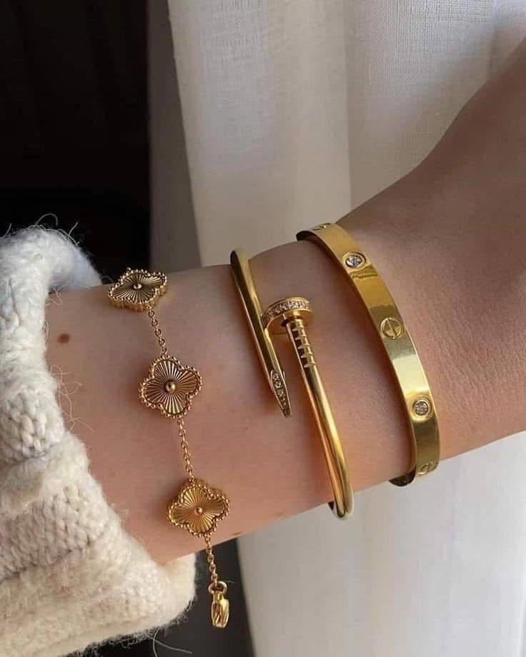 3 Bracelets  Preview Image