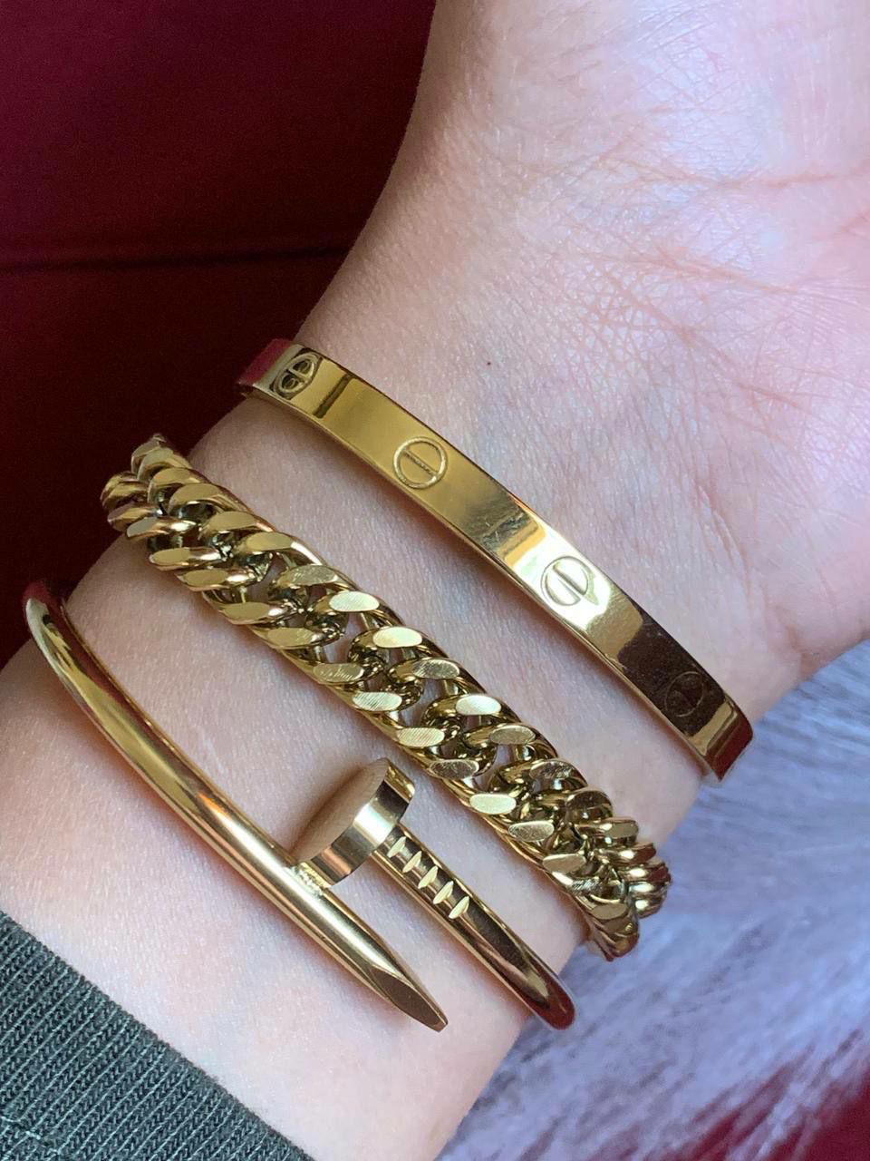 3 Bracelets  Preview Image