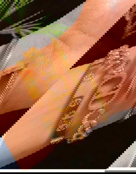 3 Bracelets  Preview Image