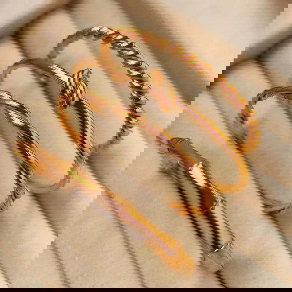 4 bracelets  Image 2 Preview