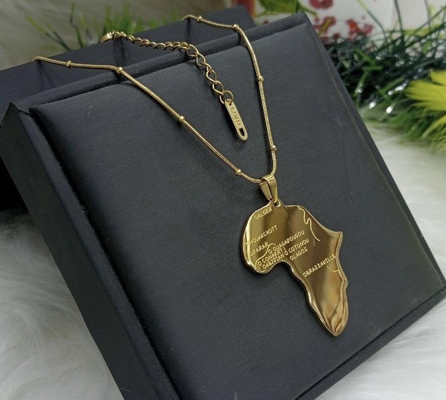 African necklace  Preview Image