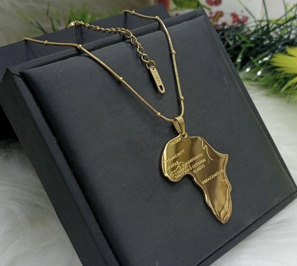 African necklace  Image 1 Preview