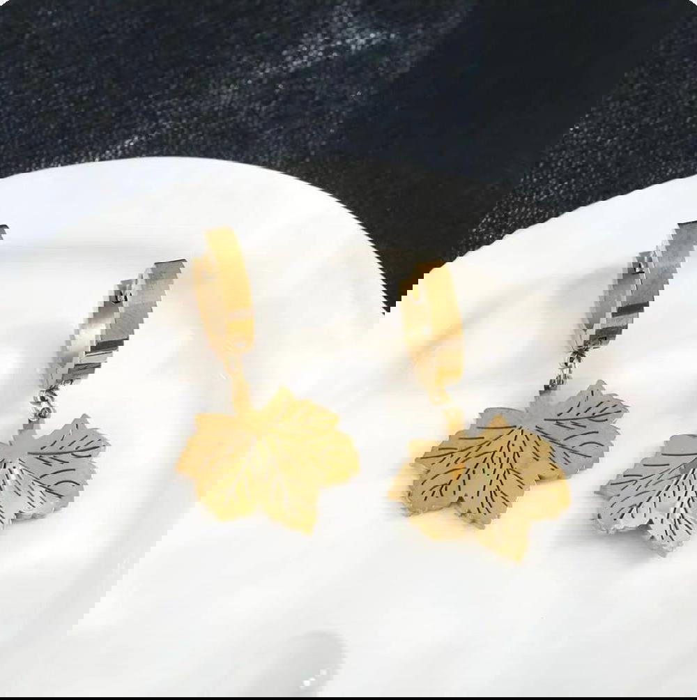 Earrings E7 Preview Image