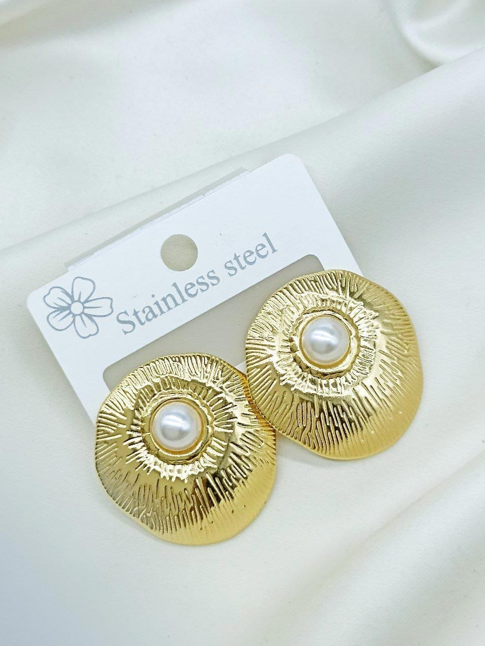 Earrings  Preview Image