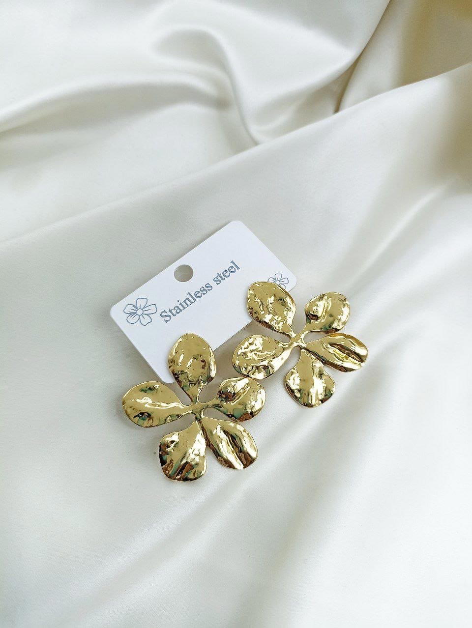 Earrings  Preview Image