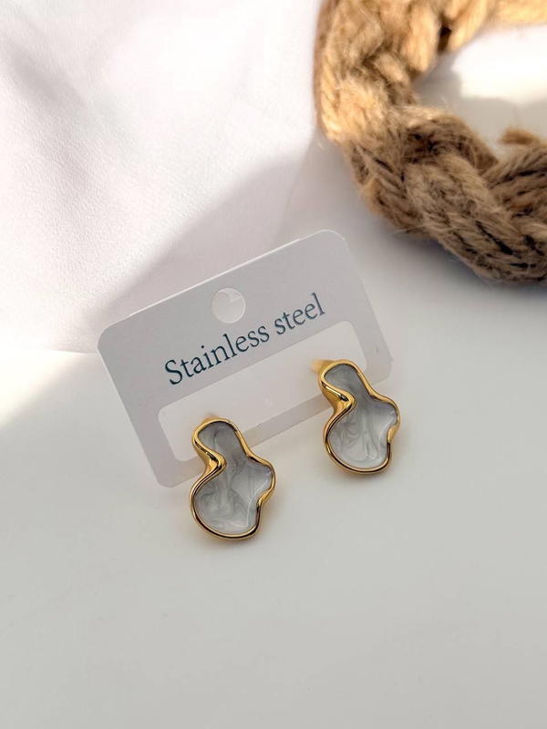 Earrings E21 Image 2 Preview