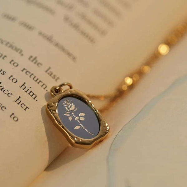 Flower necklace (N16)  Image 3 Preview