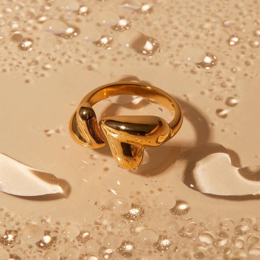Heart ring R33 Preview Image
