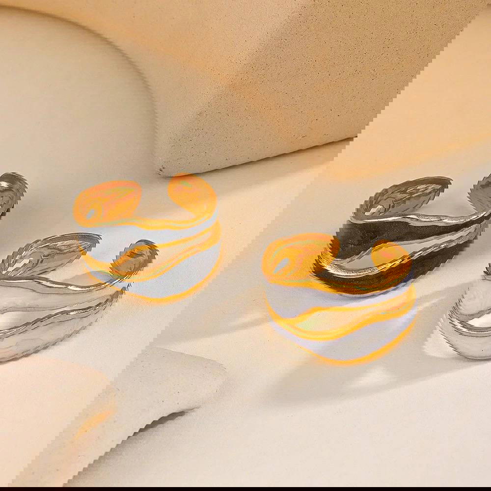 black and white rings (R11) Preview Image