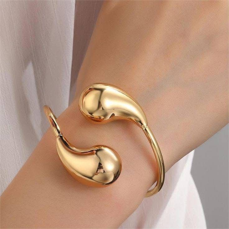 bracelet drop B8 Preview Image