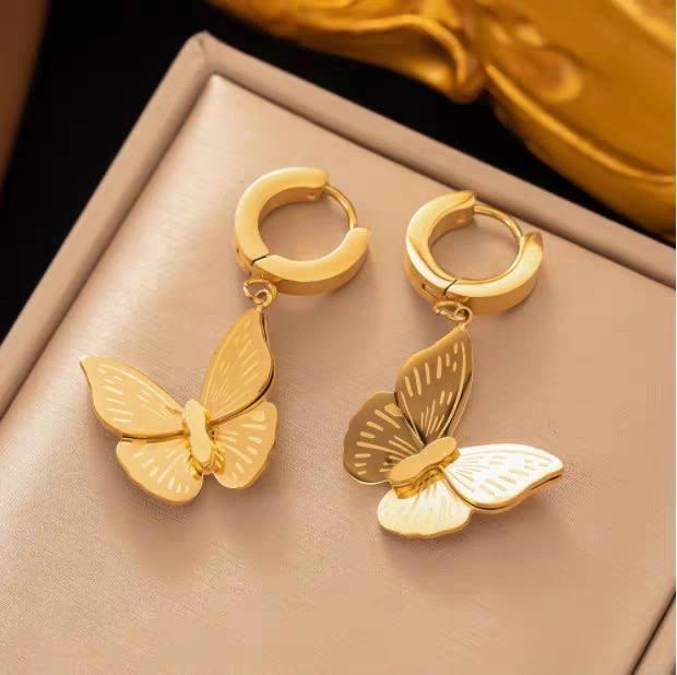 Earrings E5 Preview Image