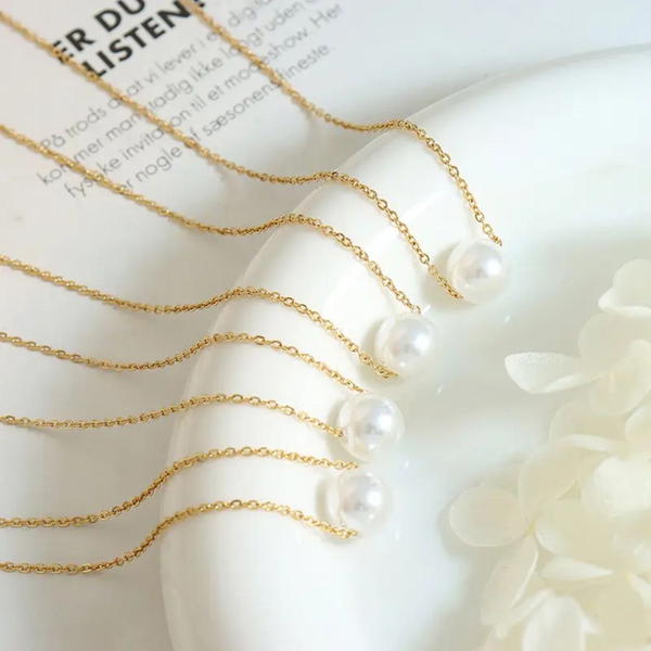 loly necklace Image 2 Preview