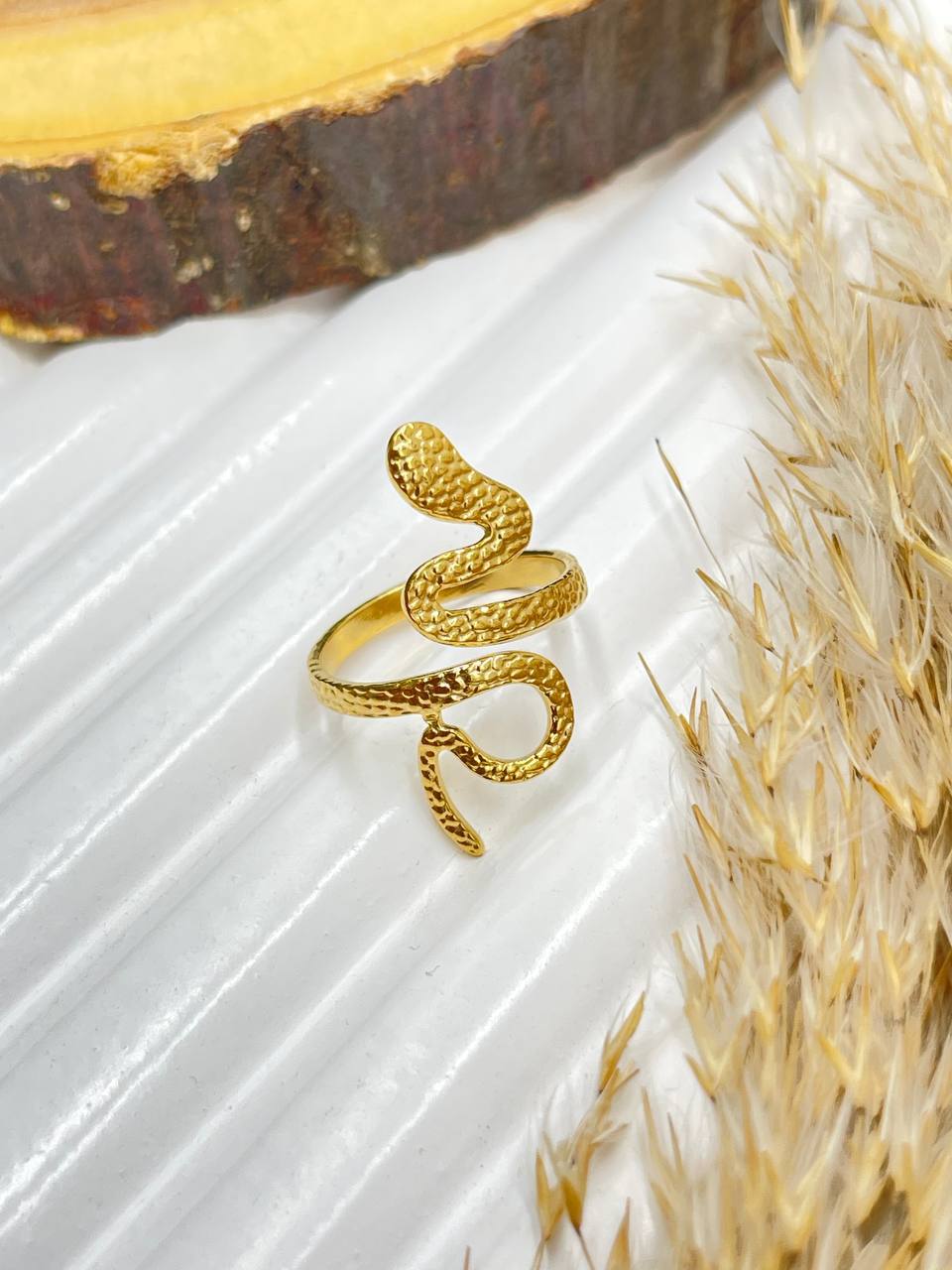 snake ring (R22) Preview Image