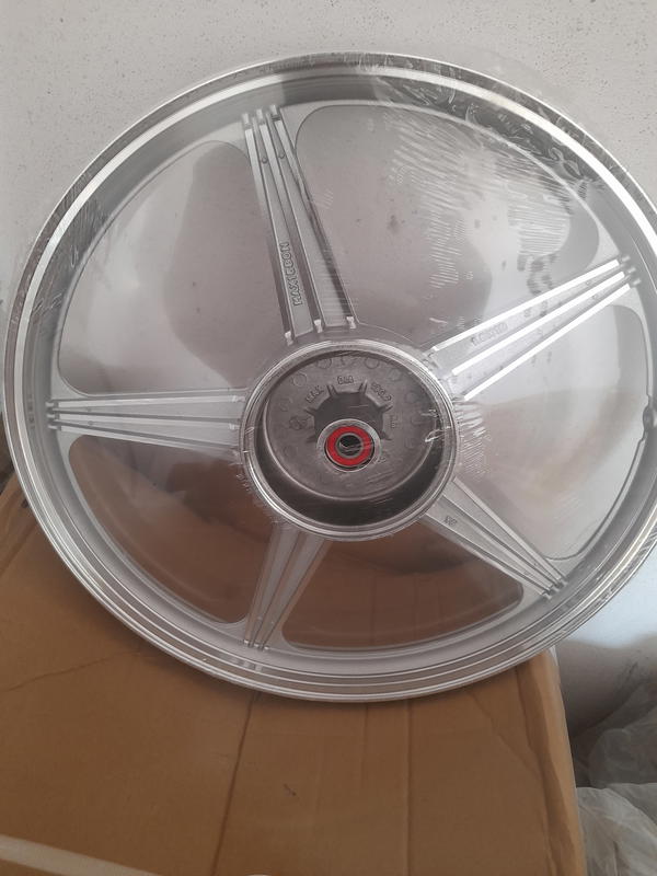 ويل خلفي نجمه حجم ١٨اصلي Image 1 Preview