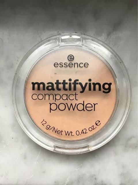 ESSENCE MATTIFYING COMPECT  Preview Image