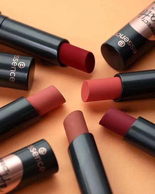 ESSENCE PERFECT MATTE LIP STICK 01/2/3/4/5 Preview Image