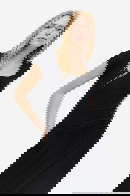 H&M Image 2 Preview