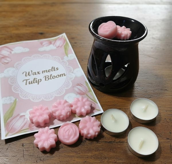 مجموعة فواحة وشمع الفوندو بعطر التوليب  Image 1 Preview