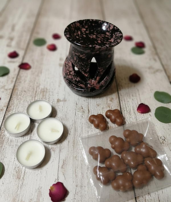 طقم فواحة مع شمع السحب المعطر بعطر العود صندل Image 1 Preview