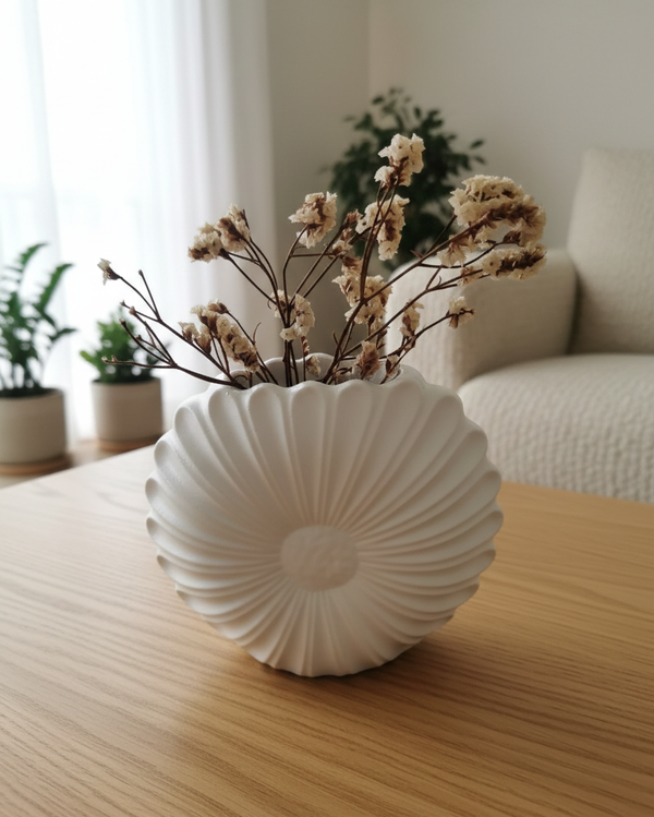 طقم كونكريت هاند ميد فازة وكوستر وشمعدان Image 3 Preview