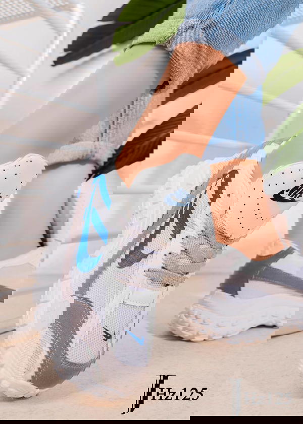 سنيكرز  Image 6 Preview
