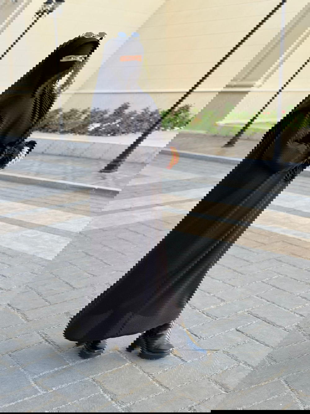 بيزك دريس  Preview Image