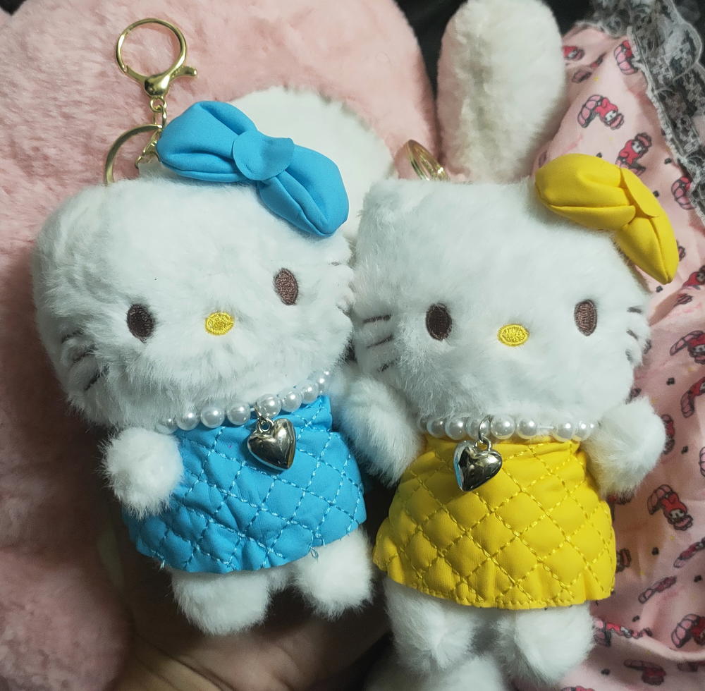 hellokitty keychain  Preview Image