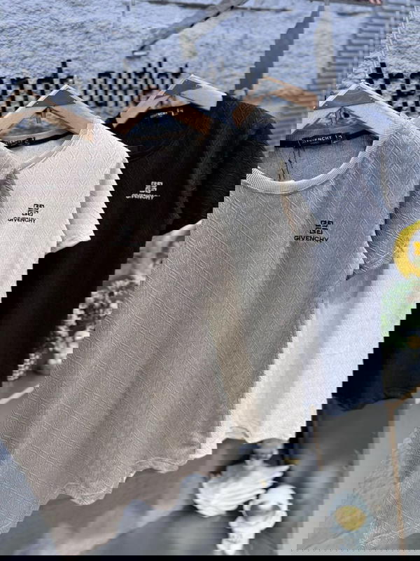 تيشيرت راوند عجينه ماركات  Image 4 Preview