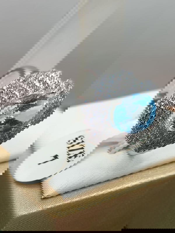 طقم نسائي من الفضة متوّج بحجر التوباز الافريقي Image 5 Preview