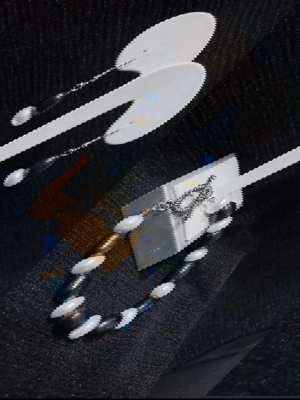 طقم نسائي من اللؤلؤ الطبيعي Preview Image