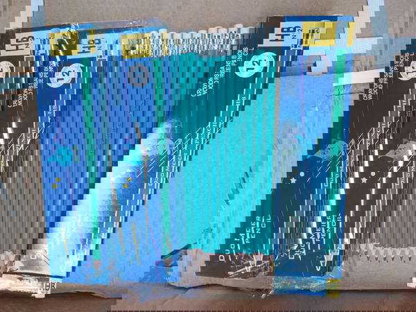 باكو رصاص كونتيه مستورد Image 1 Preview