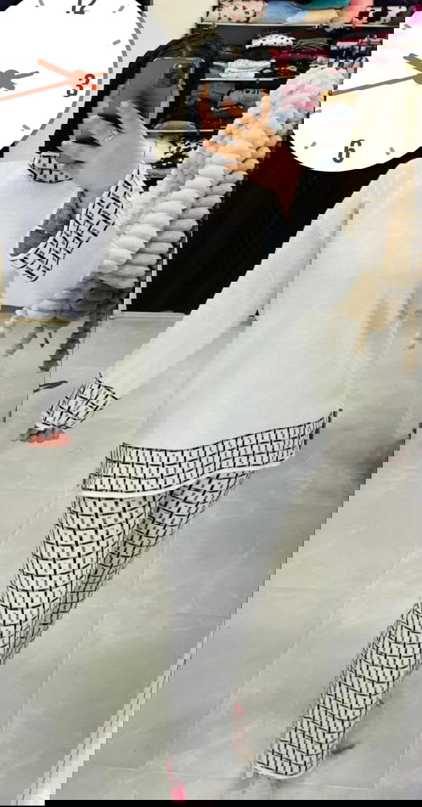 سوت حريمي Image 3 Preview