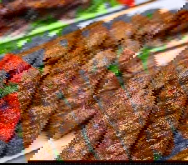 ربع فرخه و٣ قطع كفته وارز وخضار  Image 1 Preview