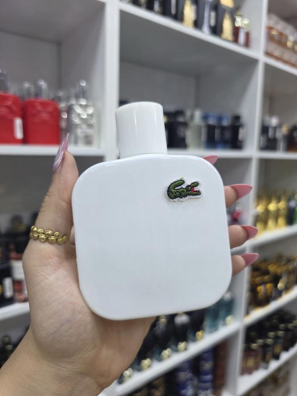 Lacoste outlet Image 1 Preview