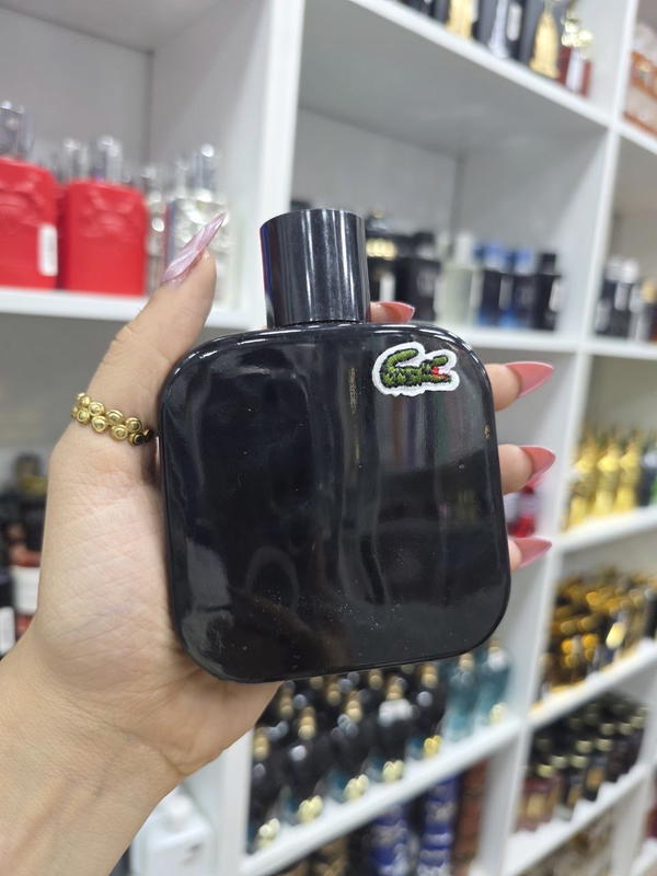 Lacoste outlet Image 1 Preview